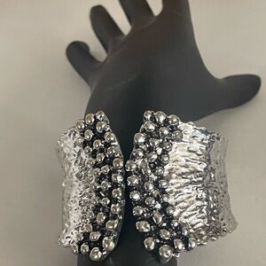 Elegant Silver Beaded Women's Bracelet